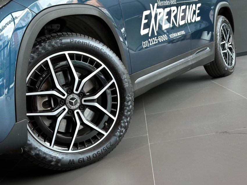 Carro Mercedes-Benz EQA 250