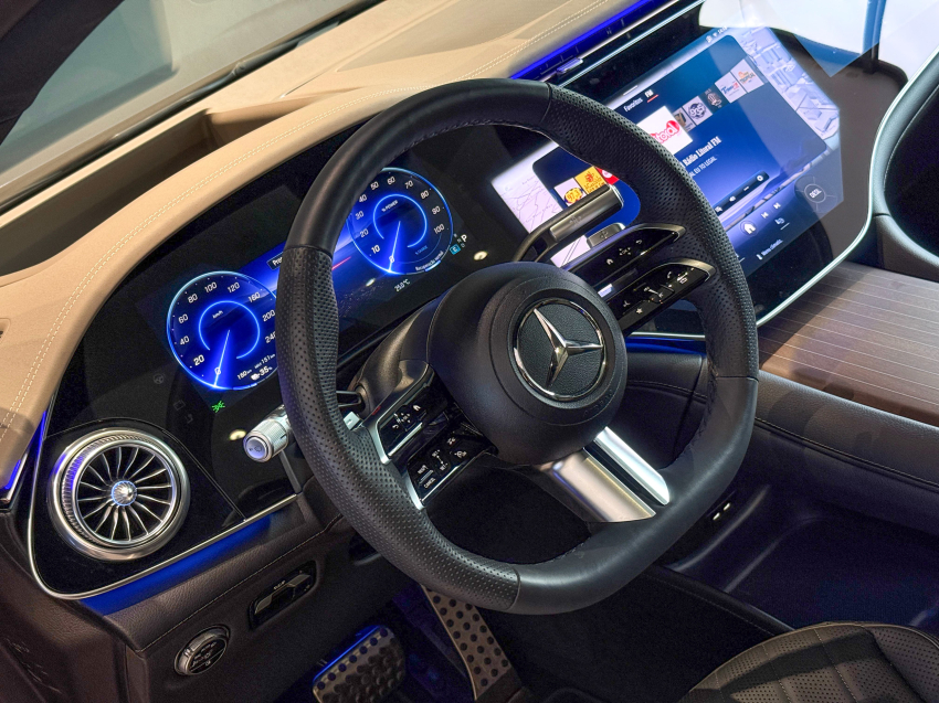 mercedes-benz eqs 450+ suv 108,4 kw eletrico.