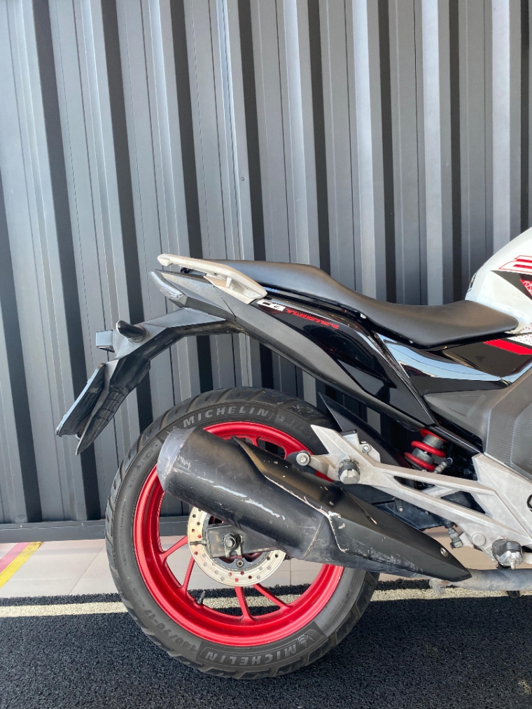 cb 250f twister cbs