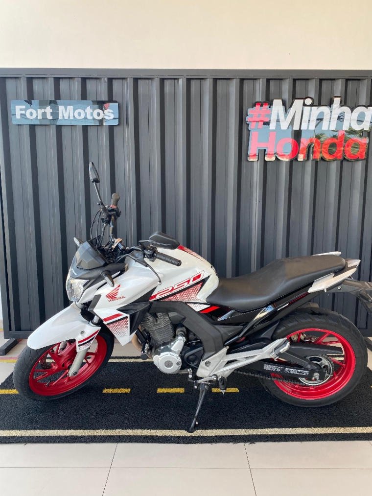 cb 250f twister cbs