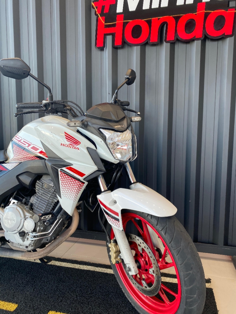cb 250f twister cbs