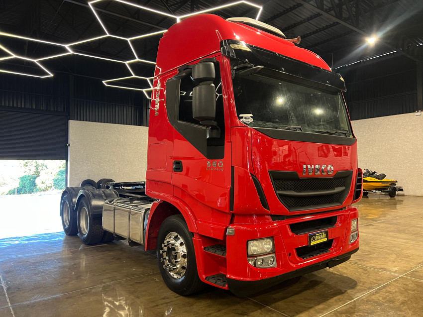 iveco stralis hi-way 560 6x4  - 2014/2014