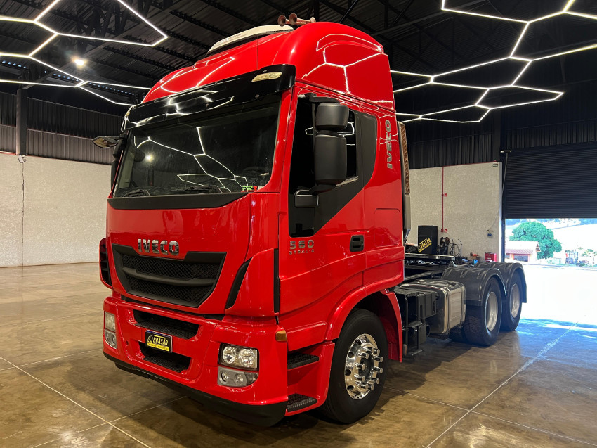 iveco stralis hi-way 560 6x4  - 2014/2014