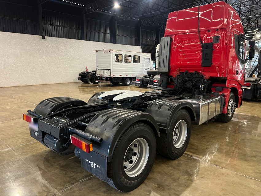 iveco stralis hi-way 560 6x4  - 2014/2014