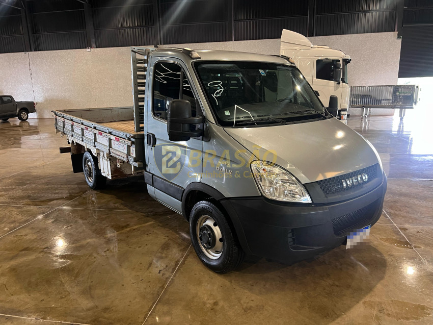 iveco daily carroceria - 2013/2013