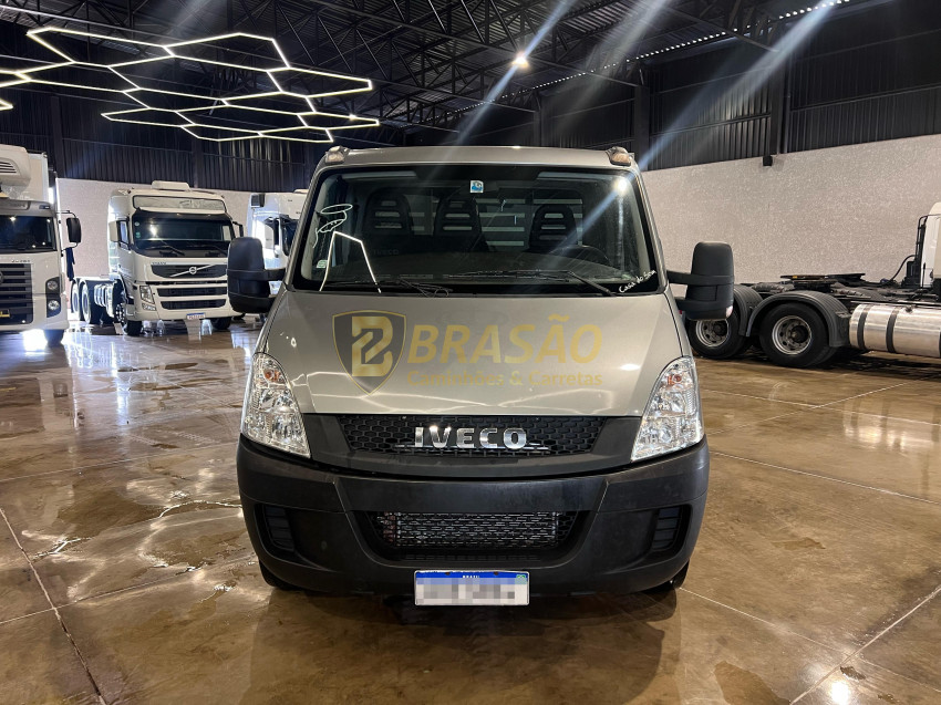 iveco daily carroceria - 2013/2013