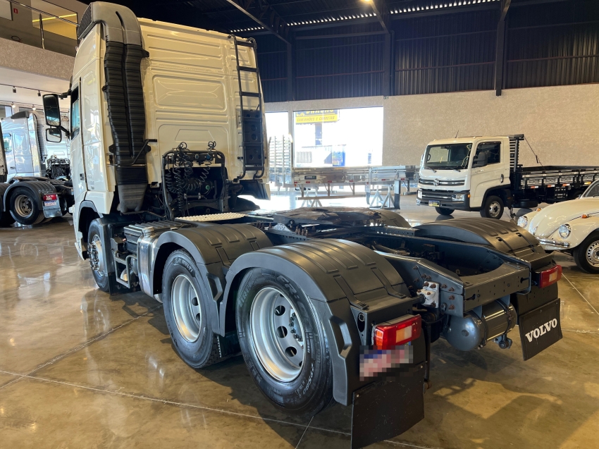 volvo fh 460 6x2 globetrotter - 2014/2015