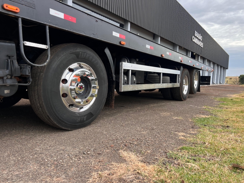 scania p310 8x2 prancha