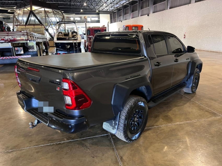 toyota hilux gr-s 4x4 2.8 - 2023/2024