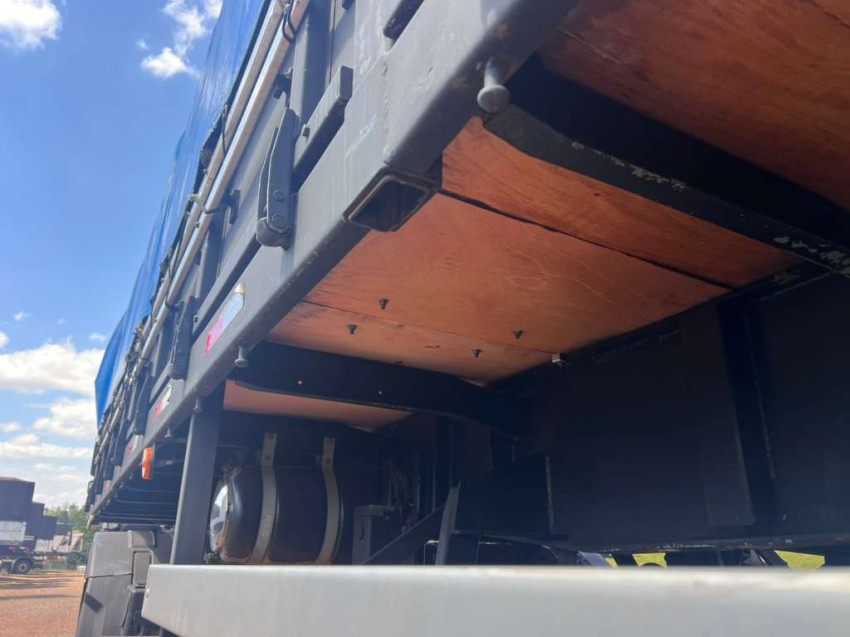 kroville graneleiro 2 eixos  - 2014/20144