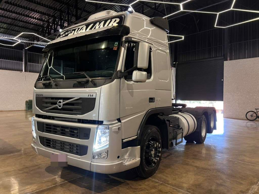 volvo fm 370 6x2 teto alto - 2013/20132