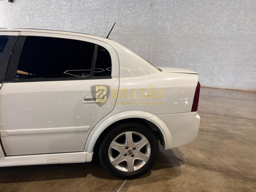 chevrolet astra sedan elegance 2.0 - 2005/20064