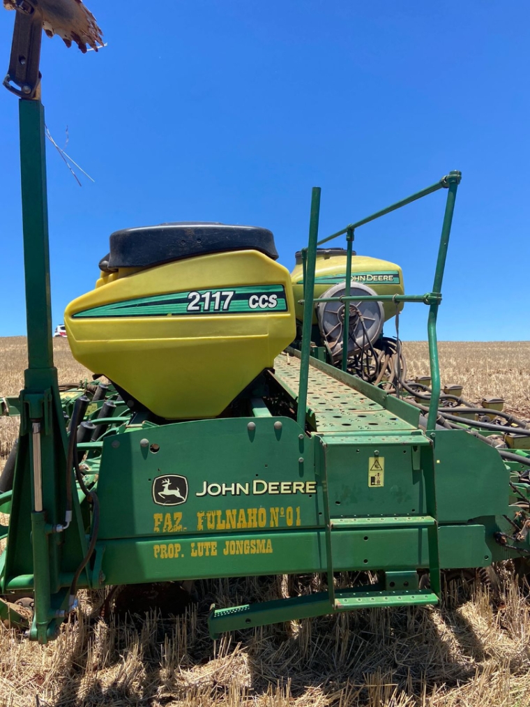 trator new holland t7 2021 + plantadeira john deere 17 linhas6