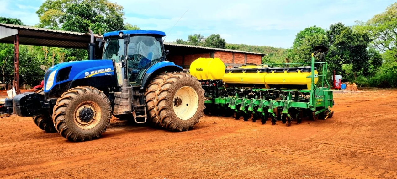 trator new holland t7 2021 + plantadeira john deere 17 linhas