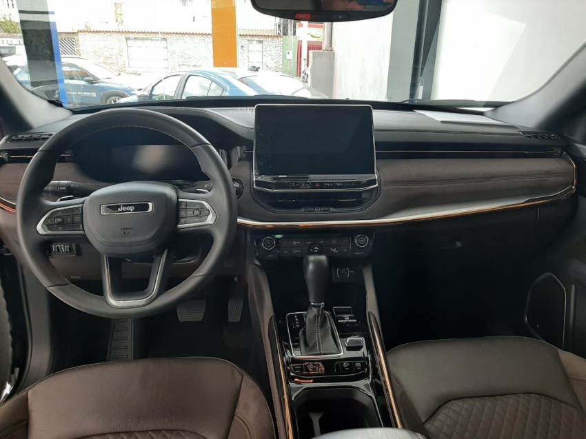 commander 2.0 td380 turbo diesel overland at9
