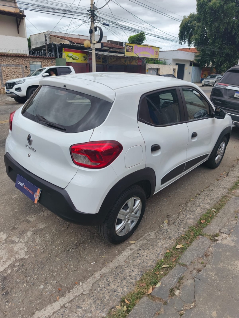 kwid 1.0 zen