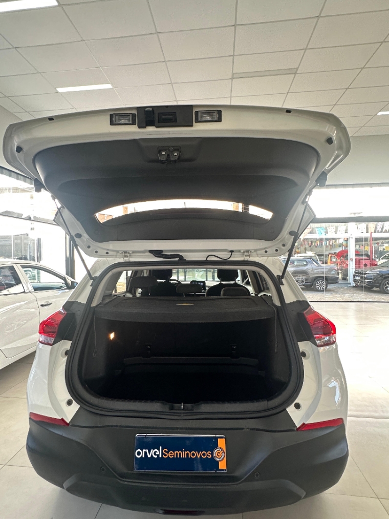 tracker 1.0 turbo flex automatico