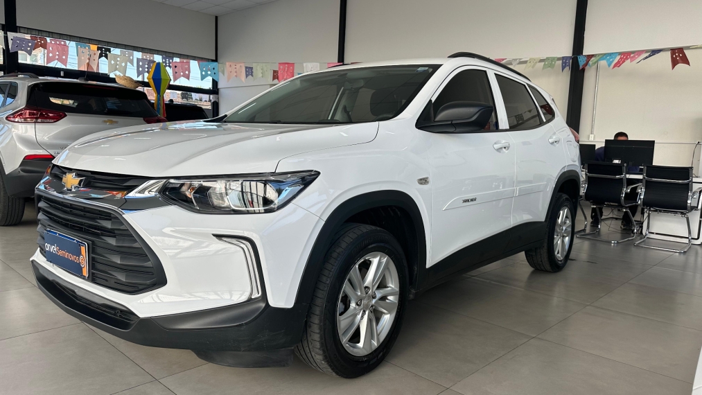 tracker 1.0 turbo flex automatico