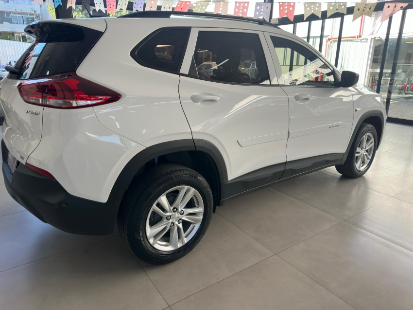 tracker 1.0 turbo flex automatico