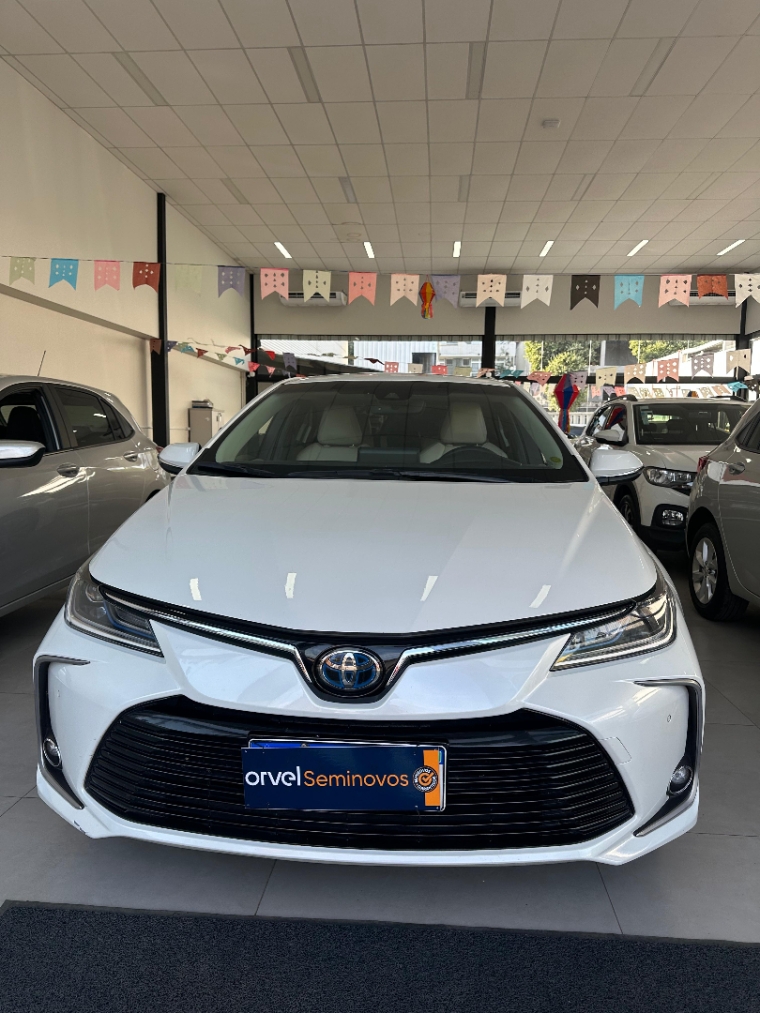 corolla apremiumh
