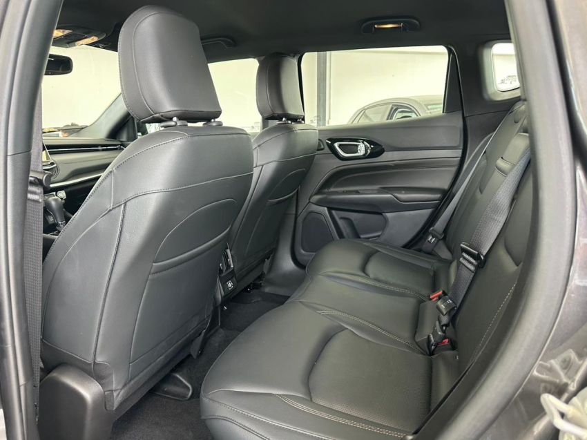 compass 2.0 hurricane 4 turbo gasolina overland at94