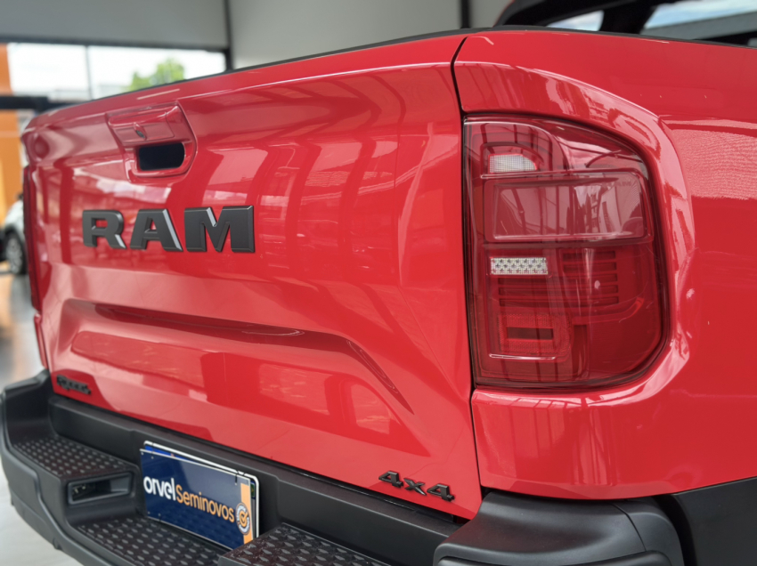 rampage 2.0 turbo diesel rebel 4x4 automatico9