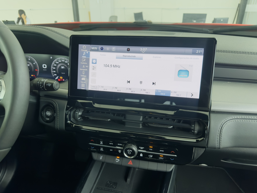 rampage 2.0 turbo diesel rebel 4x4 automatico14