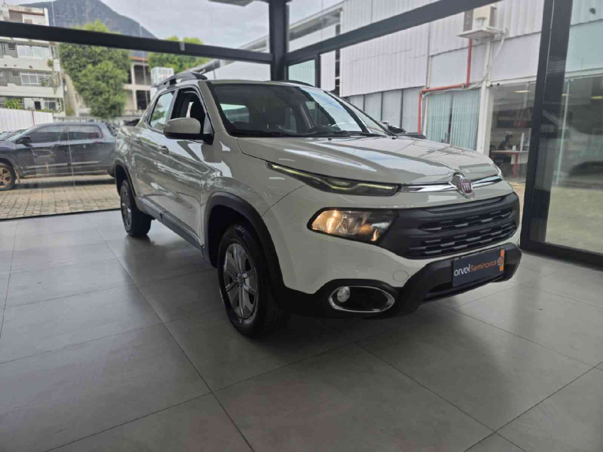 fiat toro freedom at6 flex