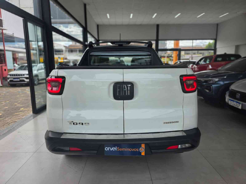 fiat toro freedom at6 flex4