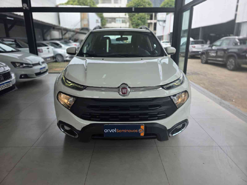 fiat toro freedom at6 flex1