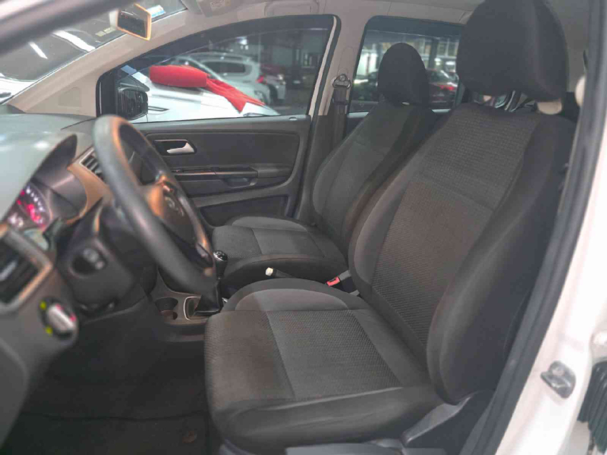 volkswagen fox connect 1.6 total flex manual12