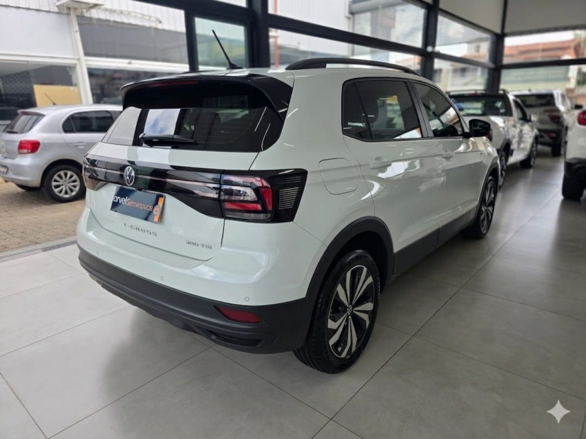 volkswagen t-cross 200 tsi 1.0  flex automatico5