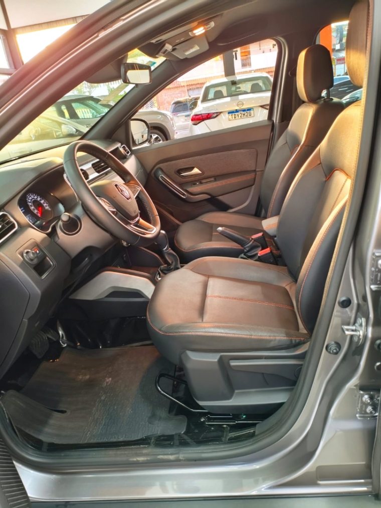duster 1.3 tce flex iconic plus x-tronic7