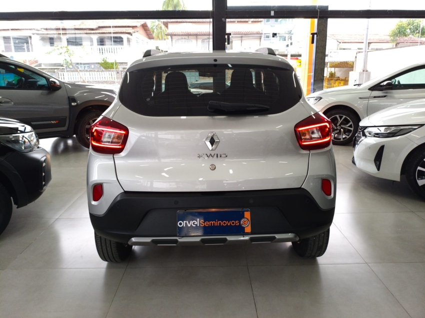 kwid 1.0 12v sce flex outsider manual4