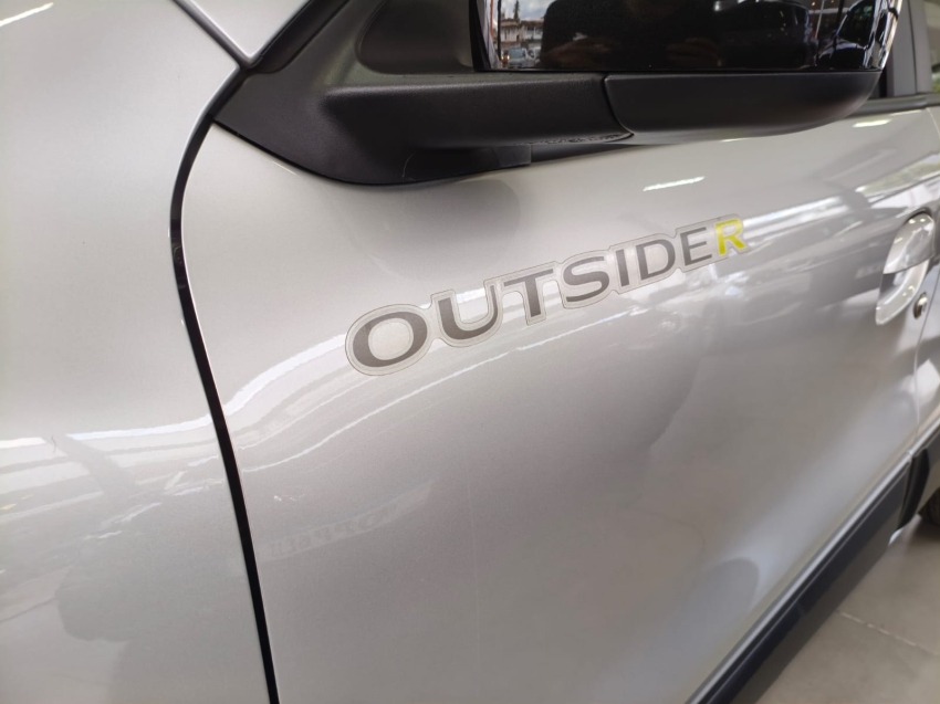 kwid 1.0 12v sce flex outsider manual6