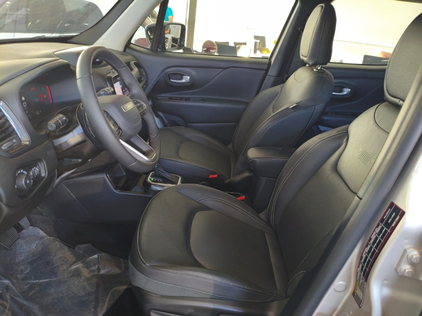 jeep renegade 1.3 t270 turbo flex sahara at6 4p automatico 202612