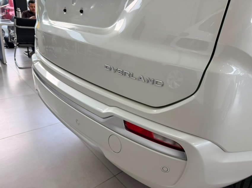 jeep commander 2.0 td380 turbo diesel overland at9 4p automatico 20236