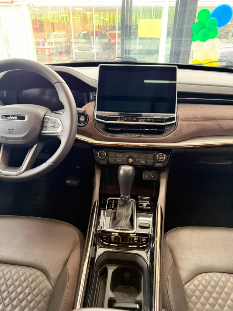 jeep commander 2.0 td380 turbo diesel overland at9 4p automatico 20239