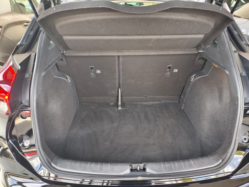 nissan kicks play 1.6 16v flexstart active plus xtronic 1.5 flex 4p automatico 202513