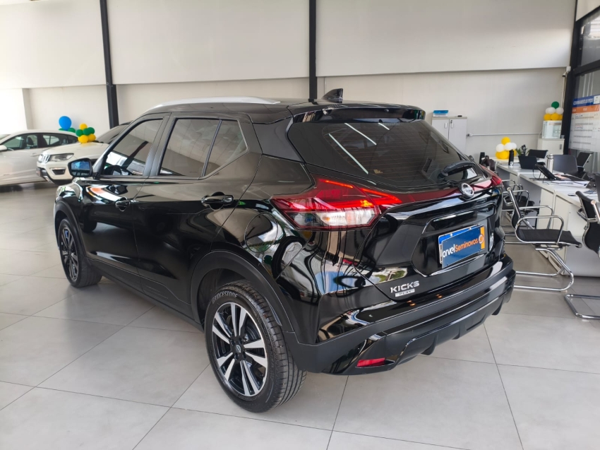 nissan kicks play 1.6 16v flexstart active plus xtronic 1.5 flex 4p automatico 20255