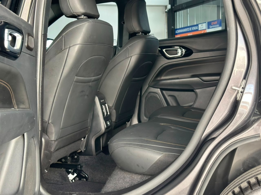 jeep compass 2.0 hurricane 4 turbo gasolina overland at9 4p automatico 20255