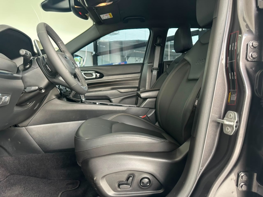 jeep compass 2.0 hurricane 4 turbo gasolina overland at9 4p automatico 20254