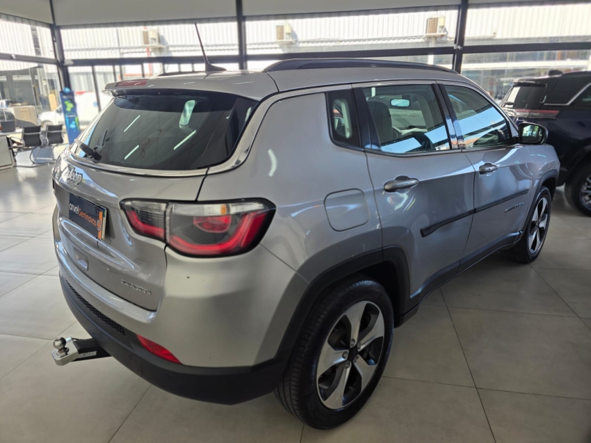jeep compass 2.0 16v flex sport automatico 4p 20215