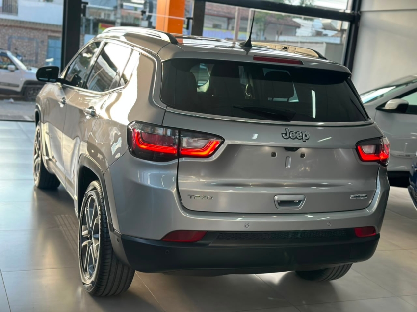 jeep compass 1.3 t270 turbo flex longitude at6 4p automatico 20234