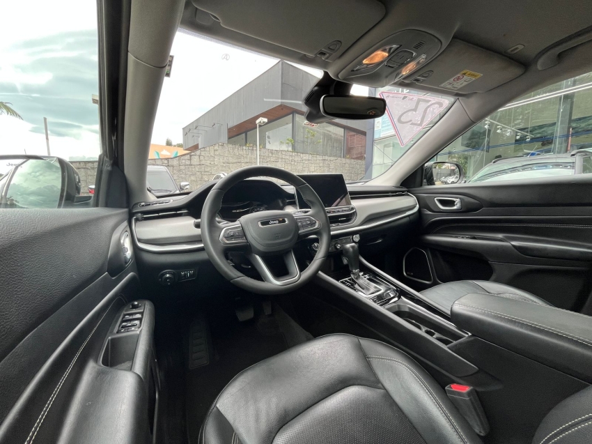 compass longitude 1.3 turbo 2022/2023.10