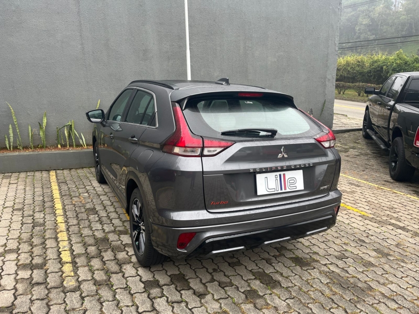eclipse cross hpes 2022/2023 eclipse cross hpes 2022/2023