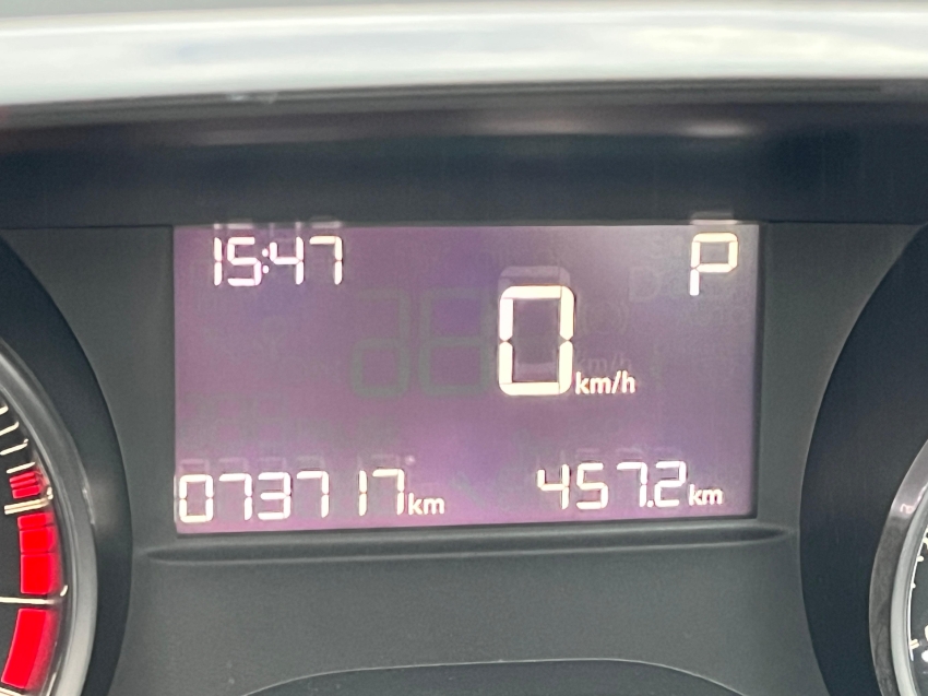 peugeot 208 griffe 1.6 2016/2017 peugeot 208 griffe 1.6 2016/2017