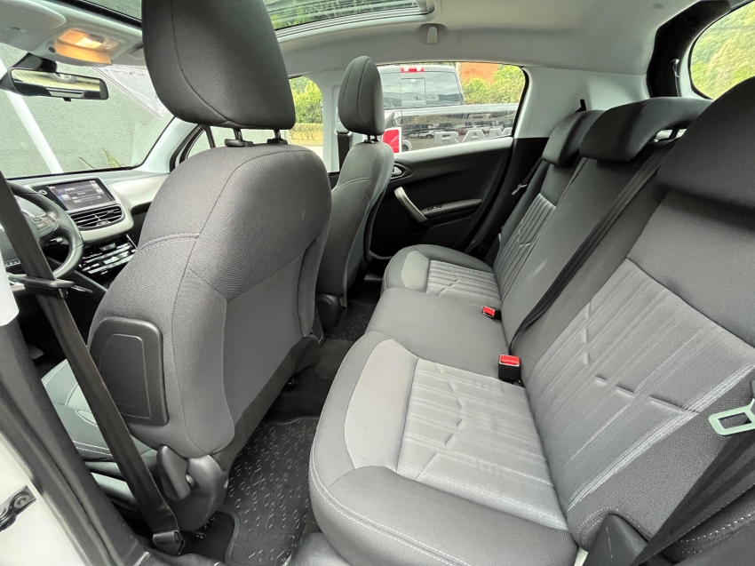 peugeot 208 griffe 1.6 2016/2017 peugeot 208 griffe 1.6 2016/2017