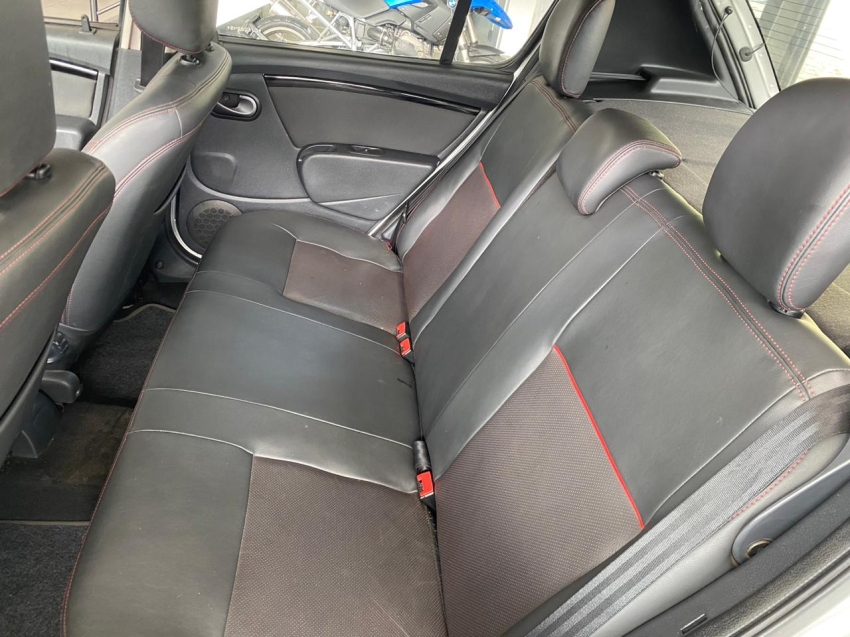 renault sandero stepway 1.6 16v flex 4p automatico9