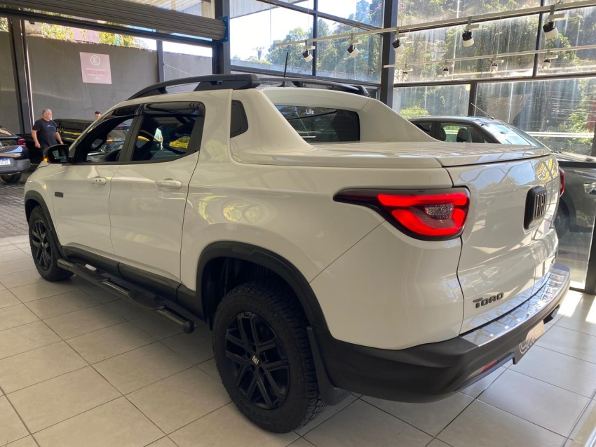 toro 2.0 turbo diesel ultra 4wd at9 - branca3